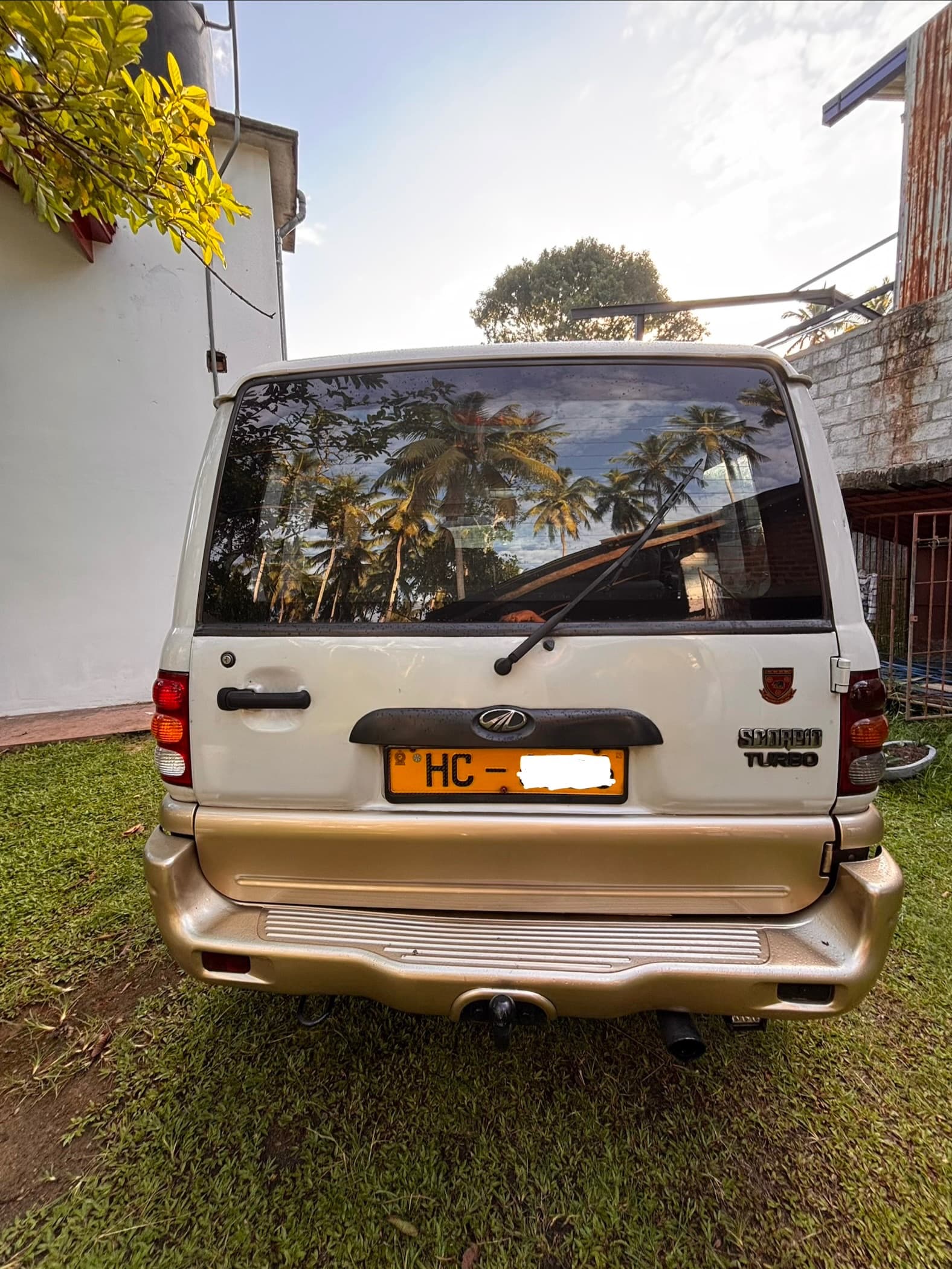 Mahindra Scorpio 2003